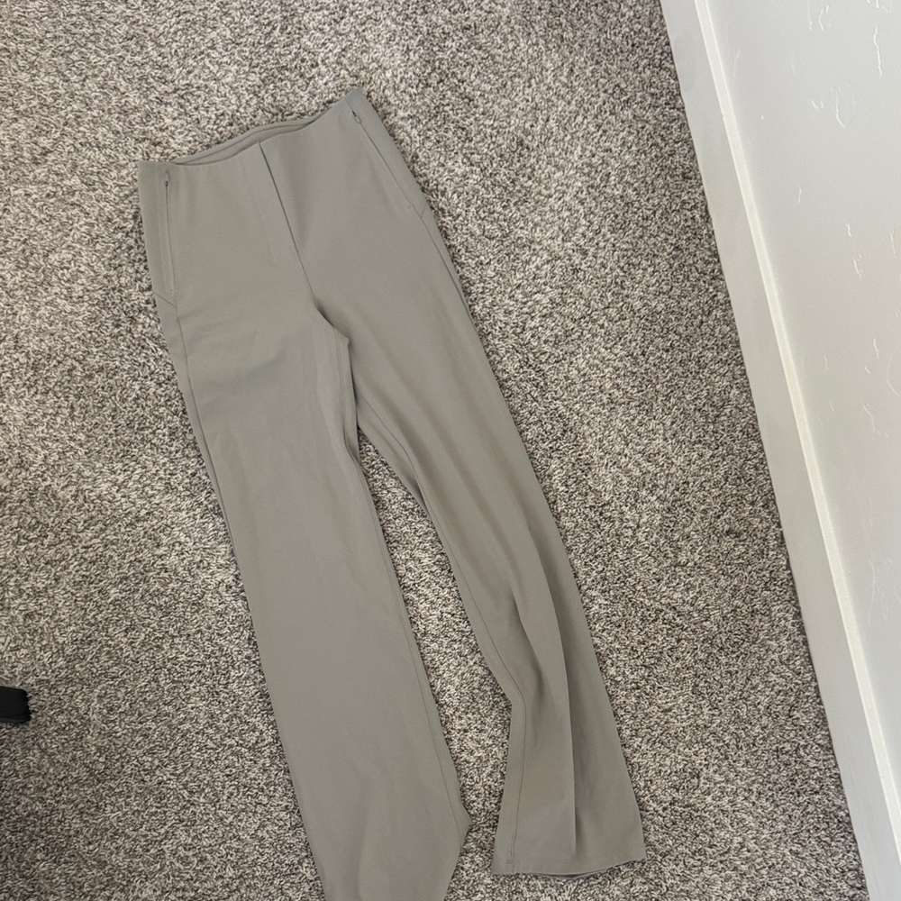 smooth fit pull on high rise pant